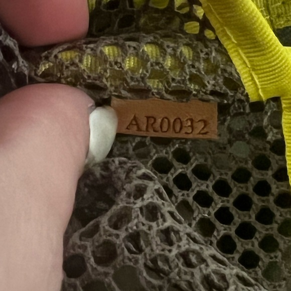 2002 LV Cup Weatherly bag *RARE* - Picture 10 of 11